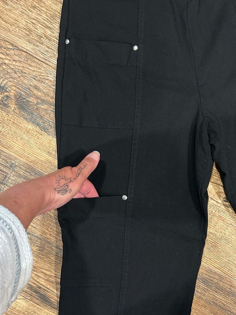 Elliott Lauren Angled Crop Cargo Pants in Black - Picture 3 of 9